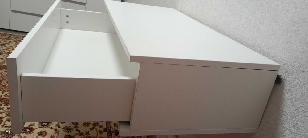 Туалетный столик