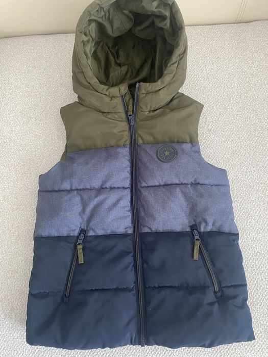 Детская жилетка на мальчика .