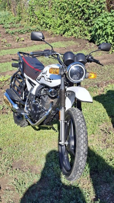 Мотоцикл SUZUKI GSX 200