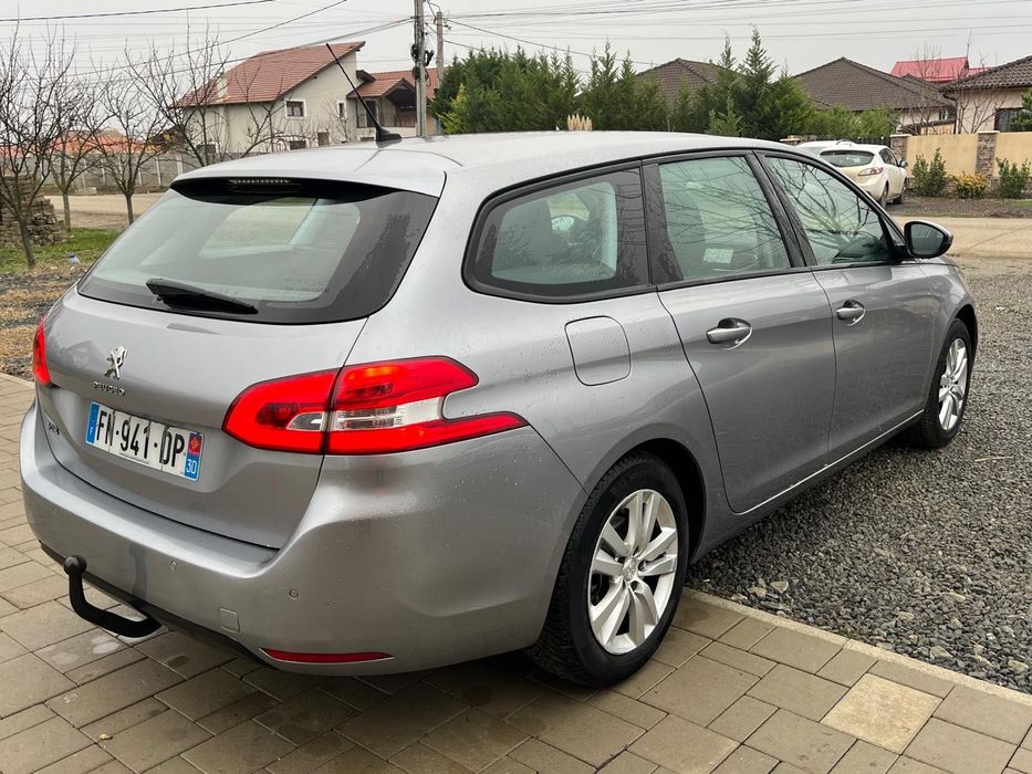 Peugeot 308, cutie automata, an 2020, diesel