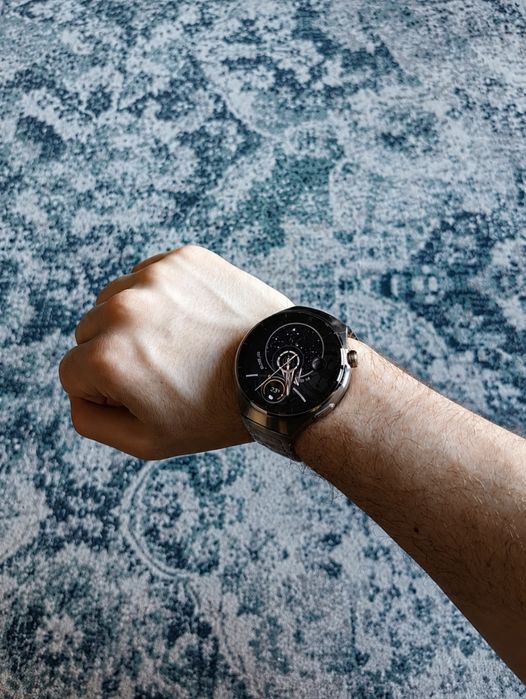 Продам смарт часы Huawei Watch 4 Pro