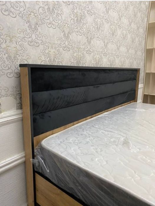 Двуспальная Кровать 205×165см Российский ламинат Цена безматрас