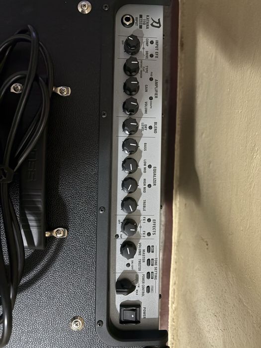 Boss katana 110 bass