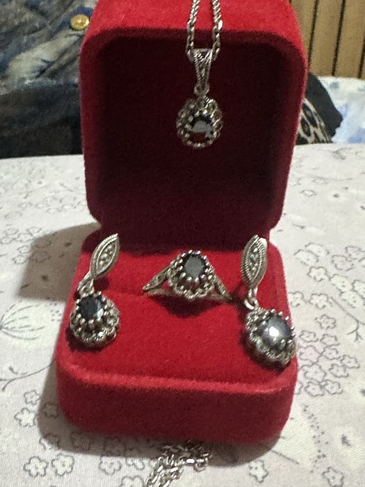Серебро 925 пробы,срочно