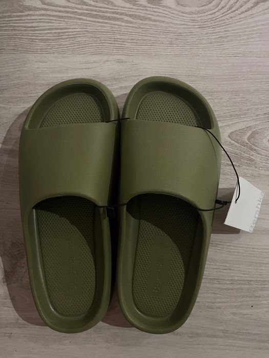 Дамски гумени чехли