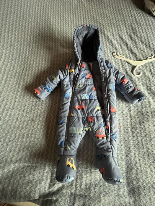 Чисто нов син космонавт