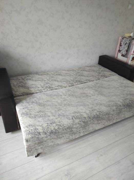 Продается диван-софа