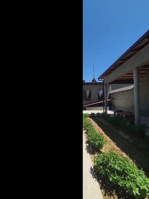 Uy sotiladi manzil:ZANGIOTA TUMANI