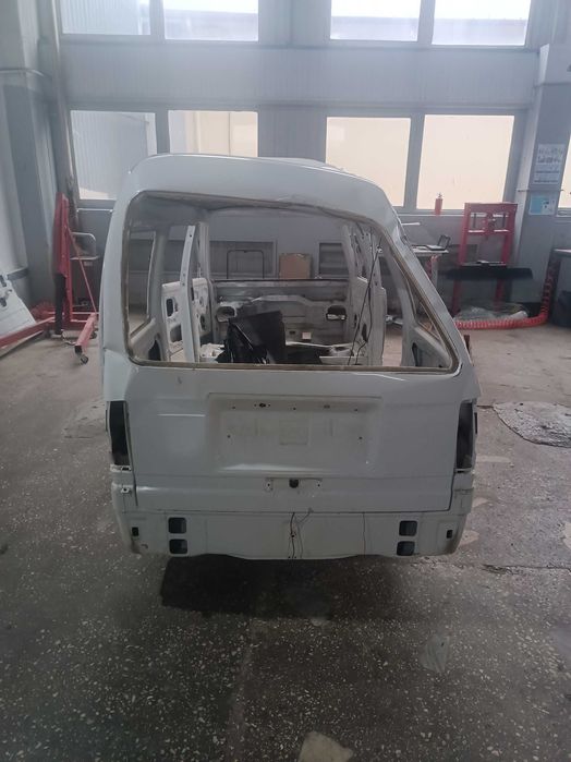 Damas kuzov  3 eshik.butun