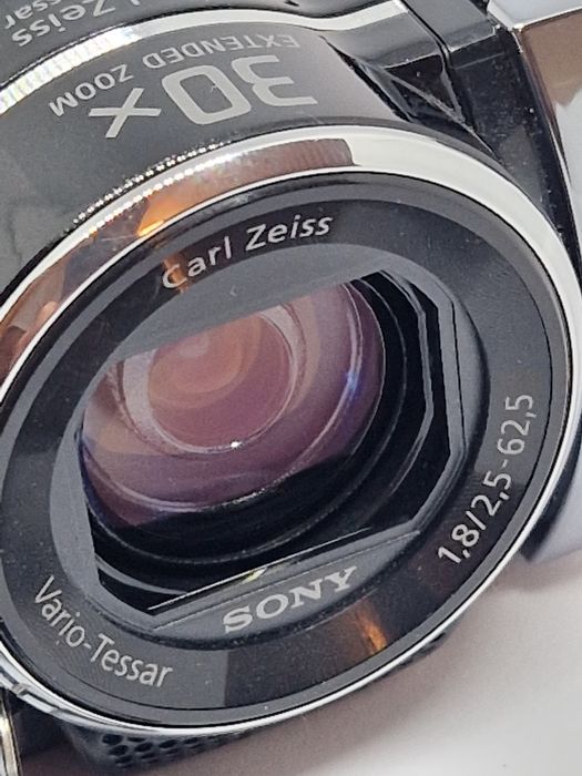Cameră video Sony HDR-PJ200