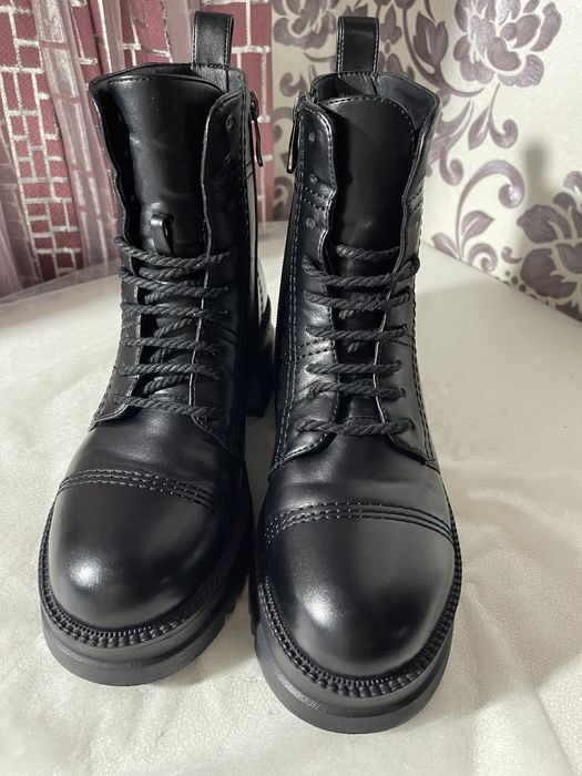 Ботинки зимние 38 размер