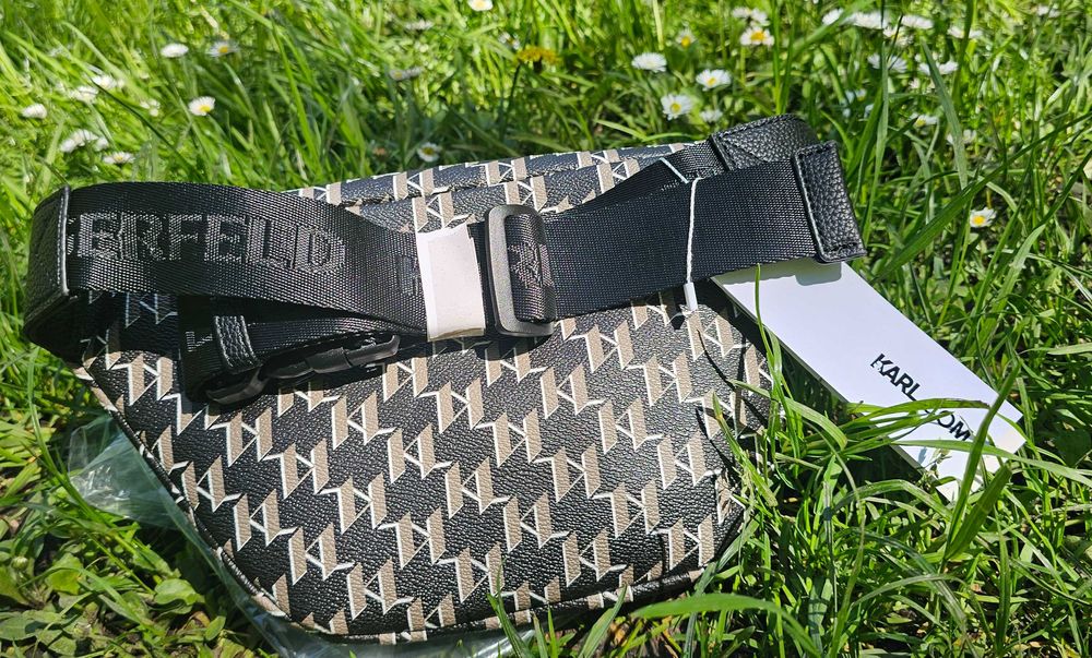 Geantă mini/banana( unisex) Karl Lagerfeld