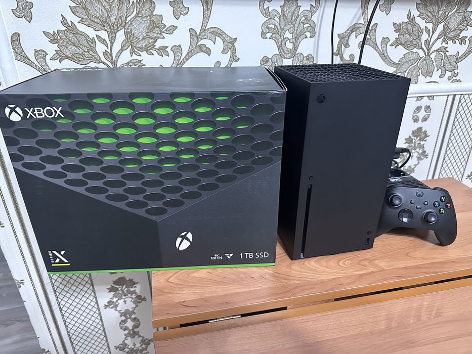 Xbox series X в отличном состоянии