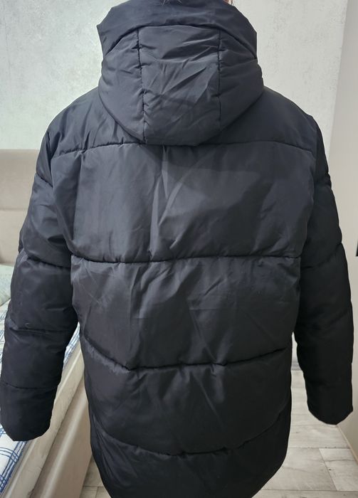 Продам зимнюю куртку