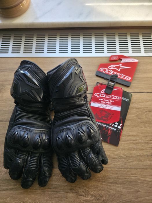 Alpinestars gp pro r3