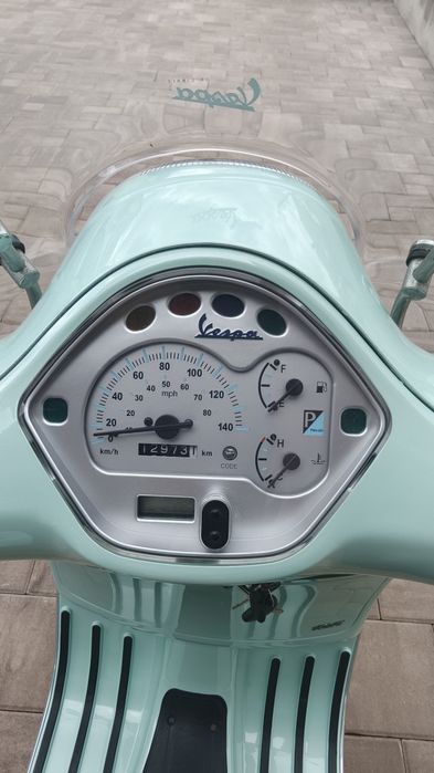 Vespa GTS 125(inmatriculata RO) carburator, km.reali
