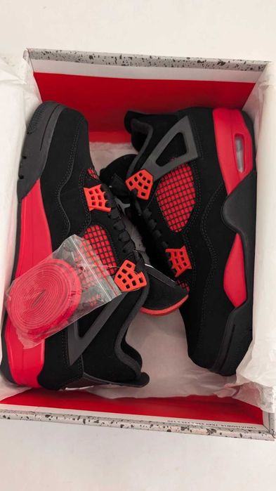 *SUPER PRET* Jordan 4 Retro Red Thunder - Verificare Colet