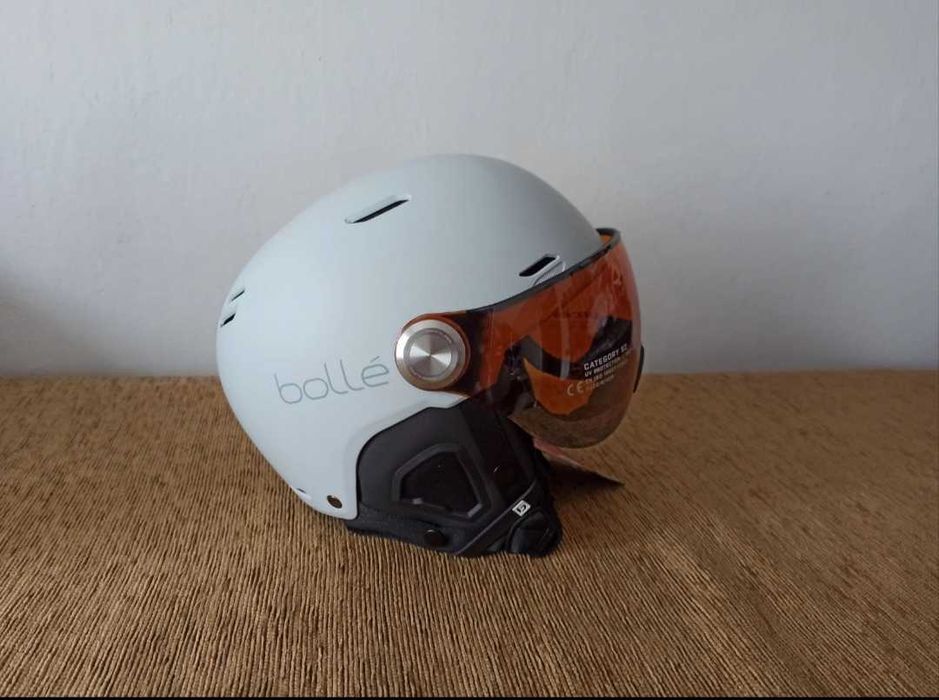 Cască schi ski ciclism Bolle Might Visor. (NOUĂ)