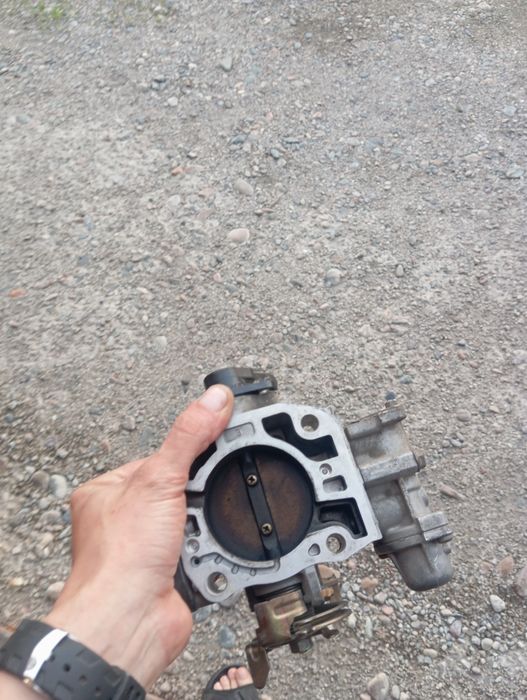 Продам дроссельную заслонку Honda orthia