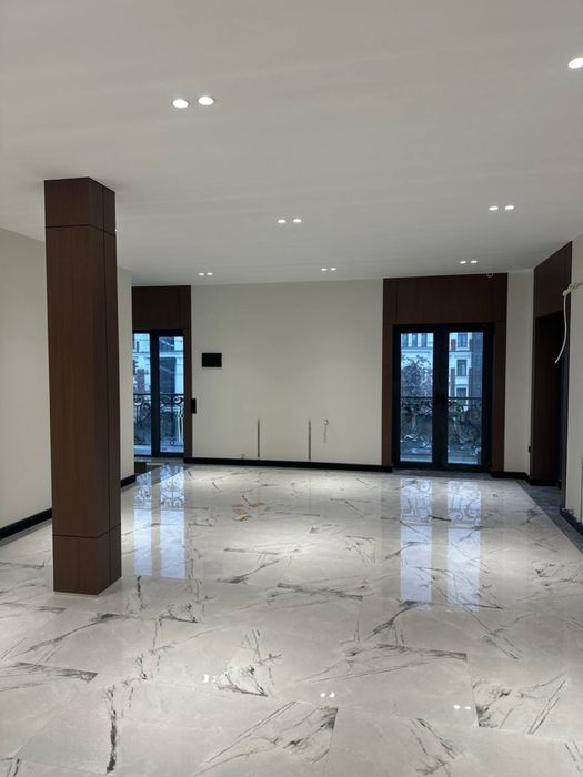 Сдаётся в аренду здание общей площадью 1100 м² (ор. школа Cambridge)