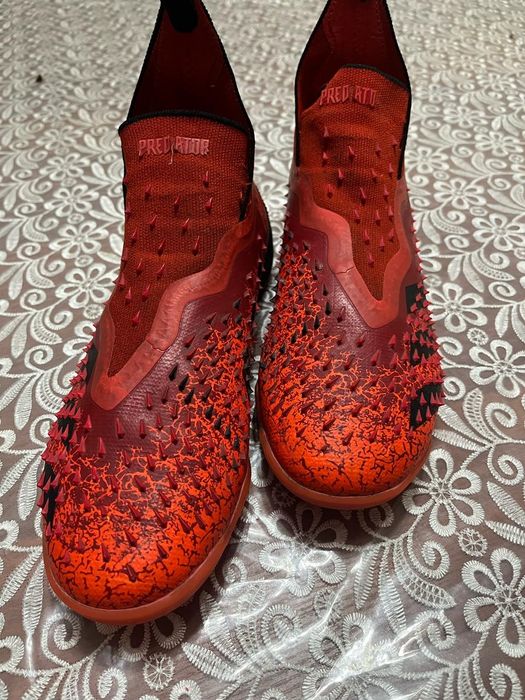 Adidas Predator сороконожки