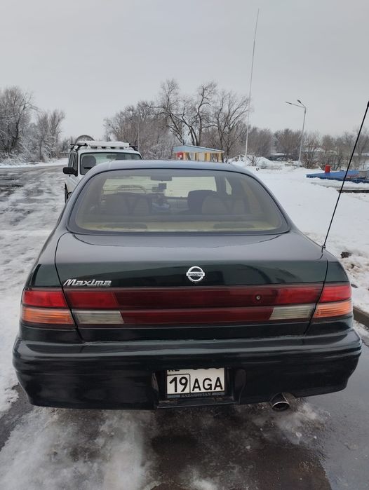 Продам Ниссан максима автомат