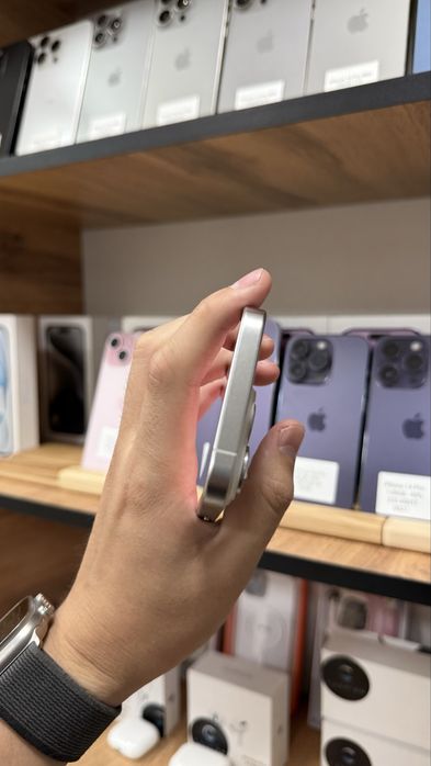 iPhone 15 Pro 256GB