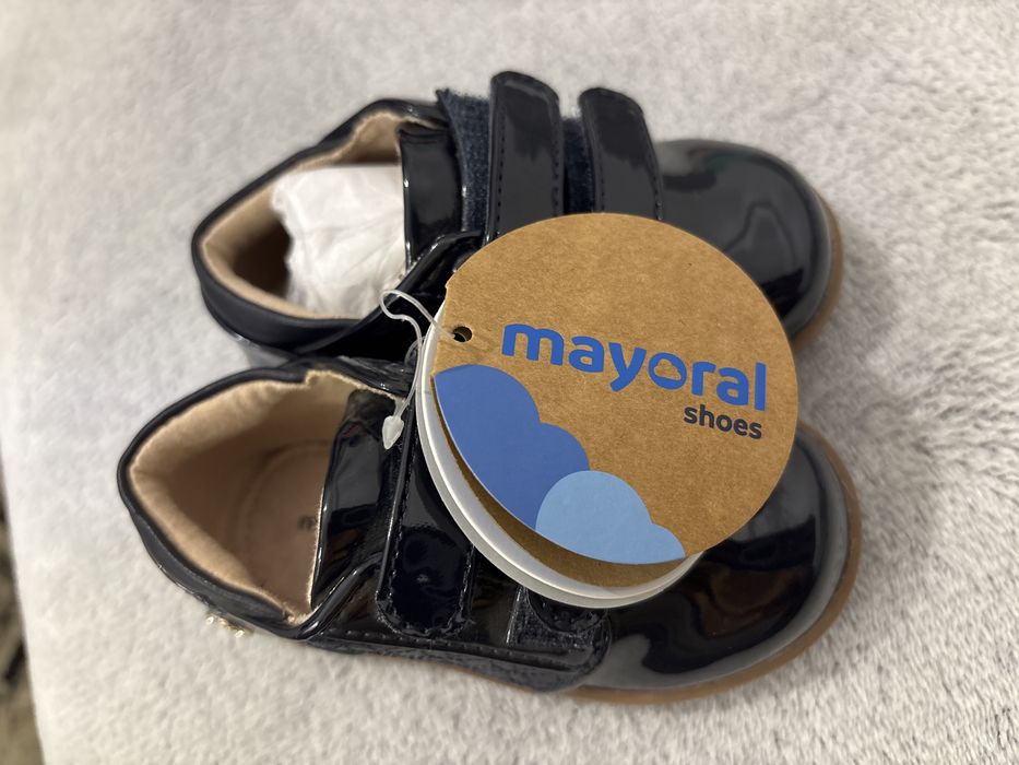 Papuci Mayoral marimea 20