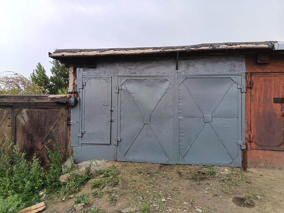 Продам гараж на асвальтном