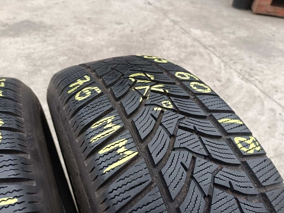 Doua anvelope iarna 235 60 18 dunlop winter sport 5 profil de 7,5 mm
