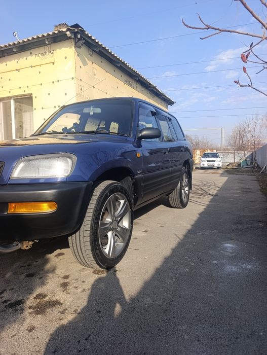 Продам Рав 4 в хорошем состоянии