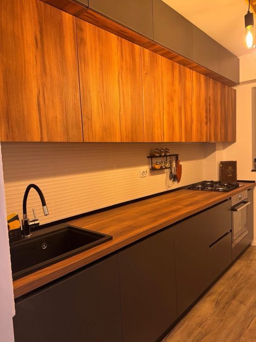 Mobilier la comanda