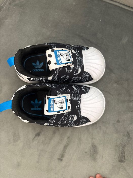 Маратонки adidas 20