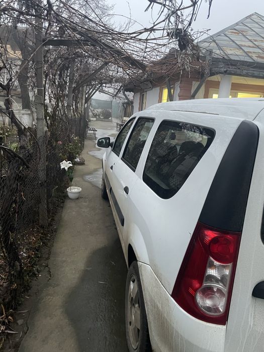 Vand dacia logan