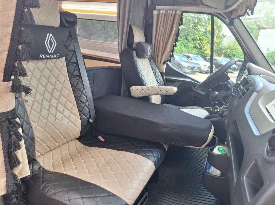De vânzare – Campervan off-grid / Autorulotă Renault Master III L3H3 (2011)