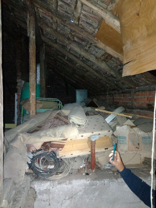 Чистене на мазета и тавани