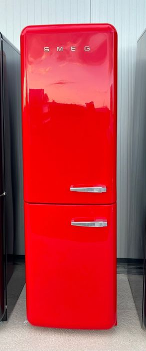 Хладилници SMEG .