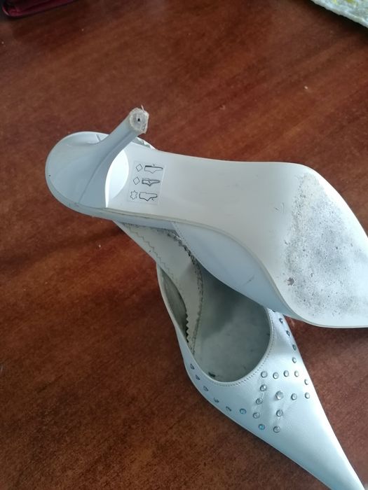 Saboti dama din piele