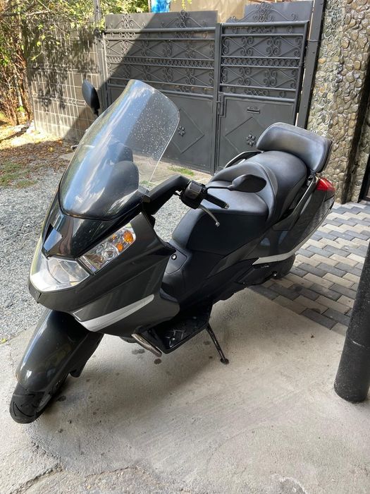 Vând scuter Aprillia Atlantic de 500cc