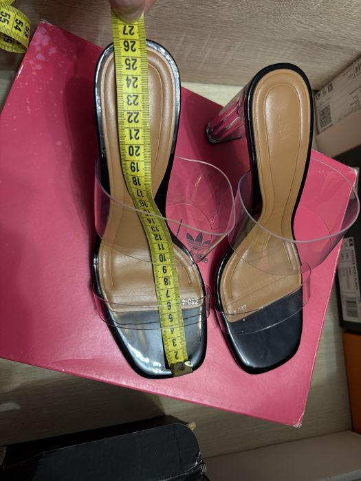 Новые босоножки 39 размер