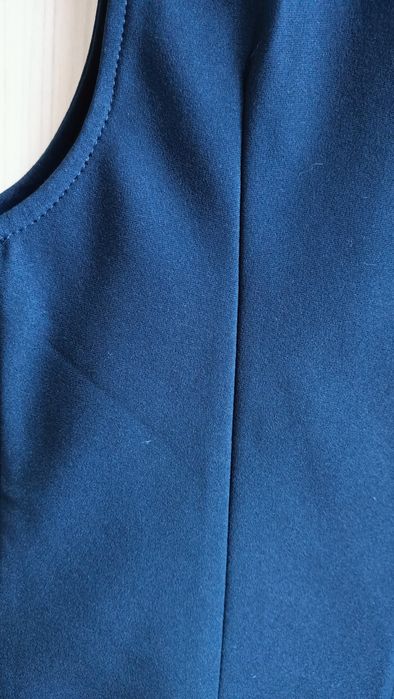 Жилет школьный на девочку