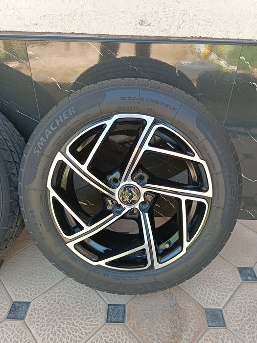 Vossen Burama Stil Diska Balon Sotiladi 195 55 R15 Holati ideal
