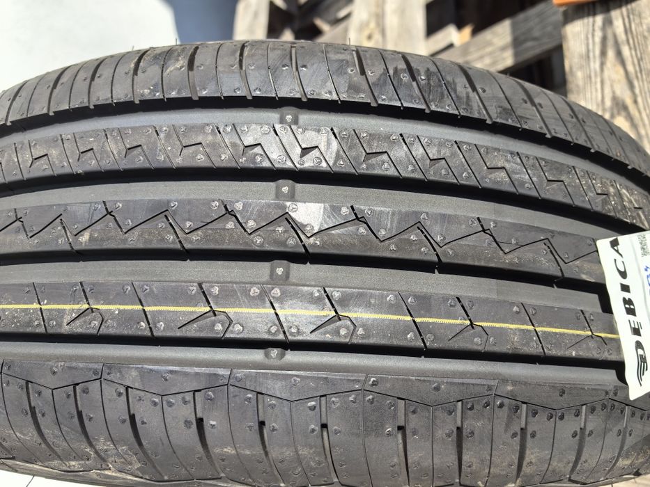 225/55/16 Дебика ДОТ 2022 г - САМО 1 брой - Чисто Нова