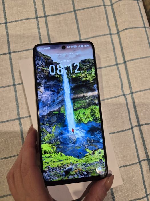 Телефон HONOR 200 smart