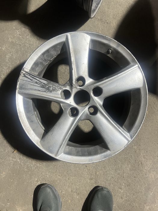 Продам титановый диск R16 1 шт