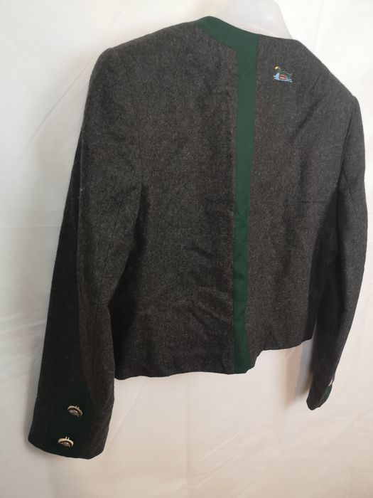 Дамско вълнено сако Sportalm