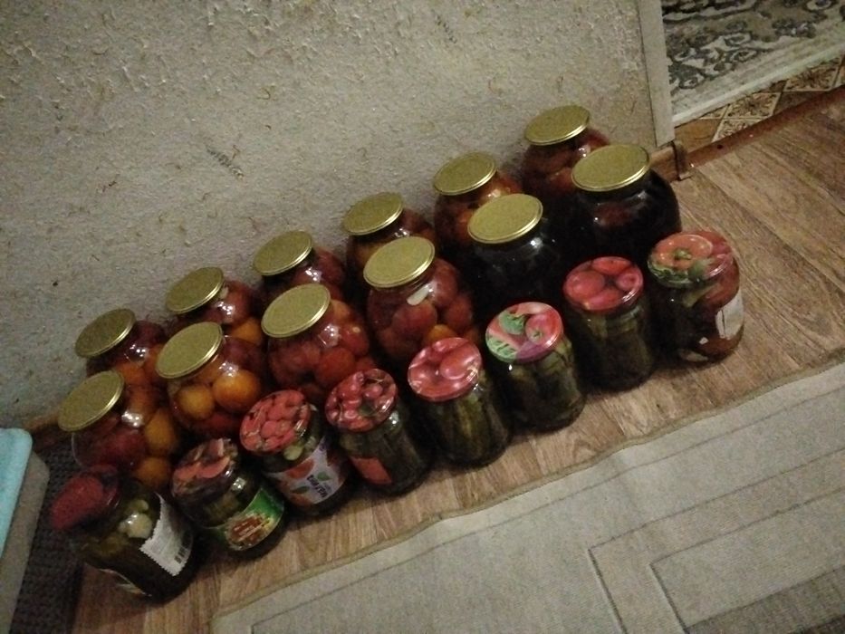 Соленье компоты салаты