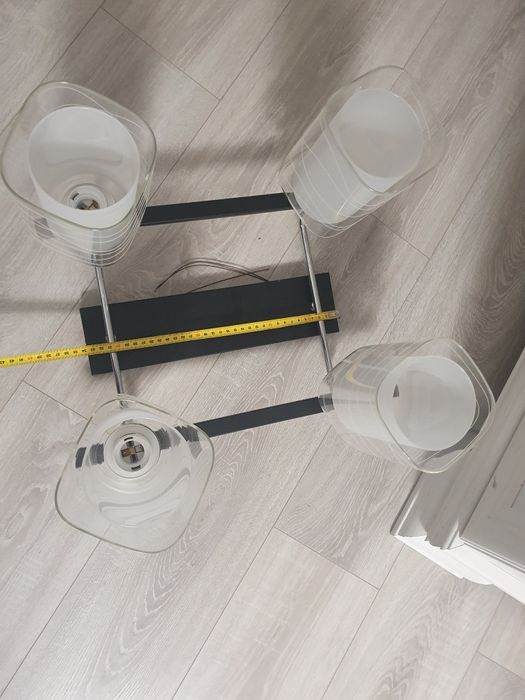 Lustră cu 4 becuri + pendul 3 becuri metal+sticlă+aplică sticlă .