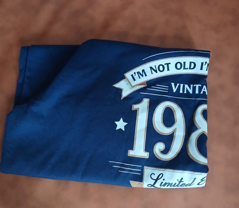 Tricou + șapcă "1983 Limited edition"