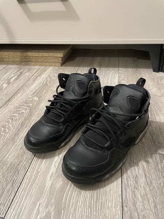 Vand jordan marimea 48.5